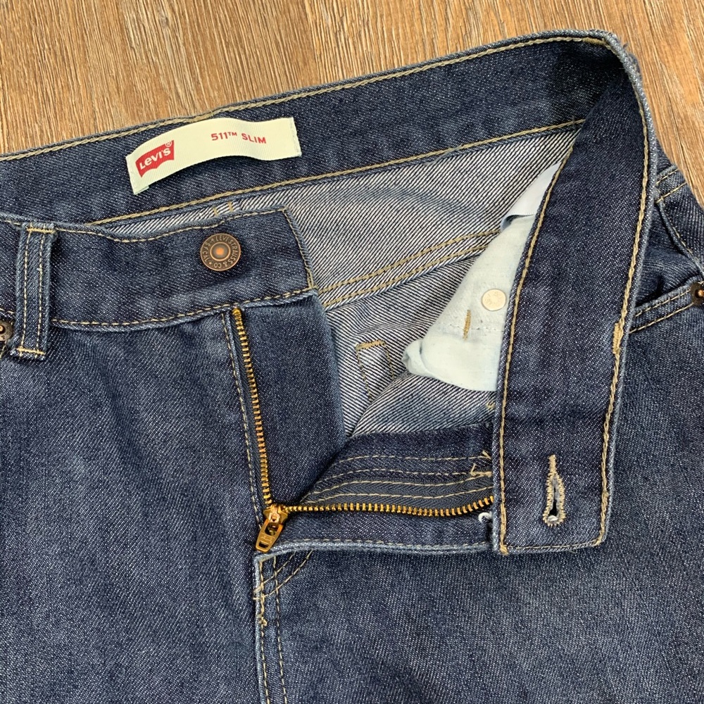 Levi's 511 Slim Jeans - Picture 4 of 9